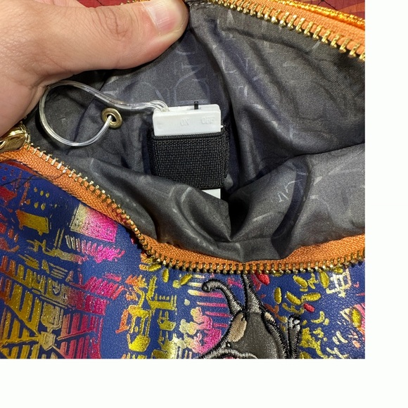 Danielle Nicole Disney Pixar COCO Blue Mini Backpack Lights Up! - Picture 6 of 6